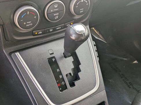 Used 2012 MAZDA MAZDA5 Touring w/ Moonroof & Audio Pkg image 22