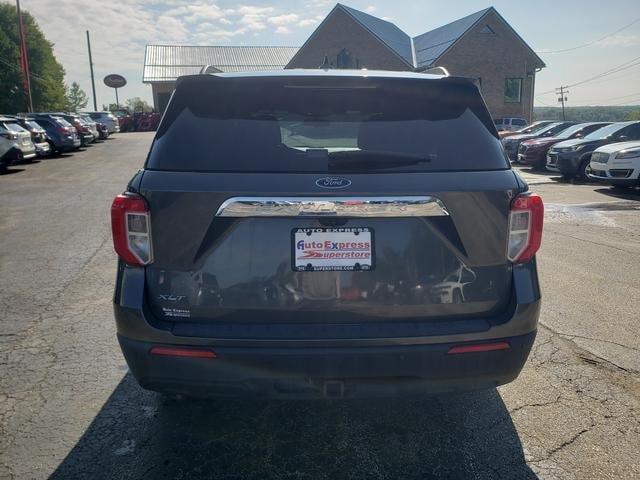 Used 2020 Ford Explorer XLT w/ Comfort Package AWD/4WD image 6