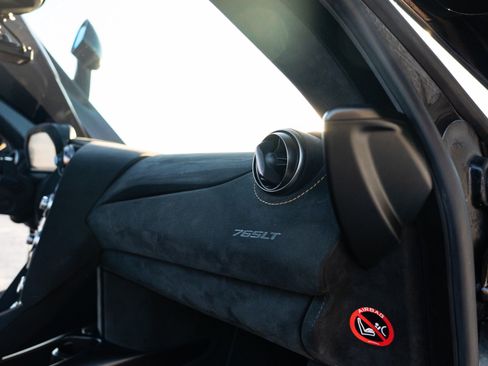 Used 2021 McLaren 765LT RWD image 35