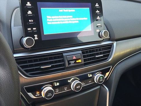 Used 2021 Honda Accord Hybrid image 13