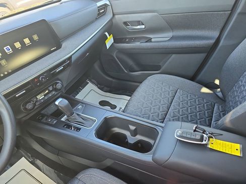 New 2026 Nissan Kicks SV w/ SV Premium Package image 28