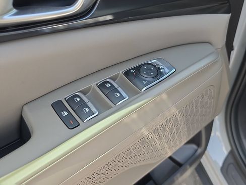 New 2027 Kia Carnival LXS FWD image 20