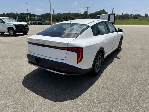 Used 2025 Kia K4 FWD image 9