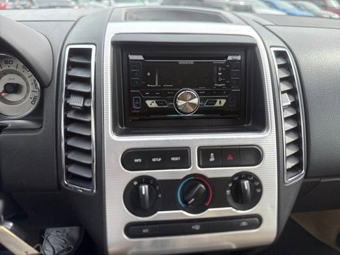 Used 2008 Ford Edge SEL image 18