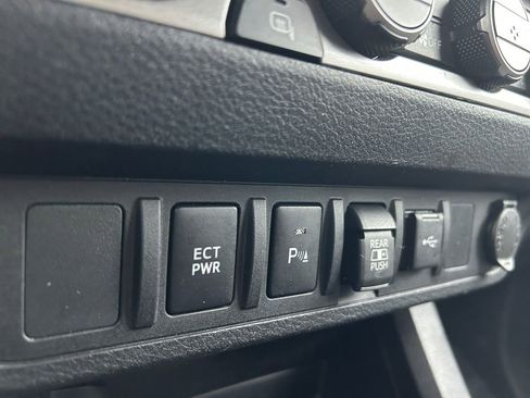 Used 2023 Toyota Tacoma SR5 image 36