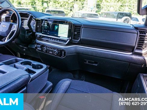 Used 2025 Chevrolet Silverado 2500 LT w/ Convenience Package AWD/4WD image 24
