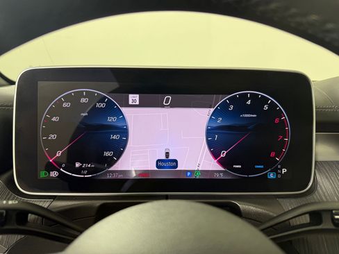 Used 2024 Mercedes-Benz CLE 450 4MATIC Cabriolet image 20