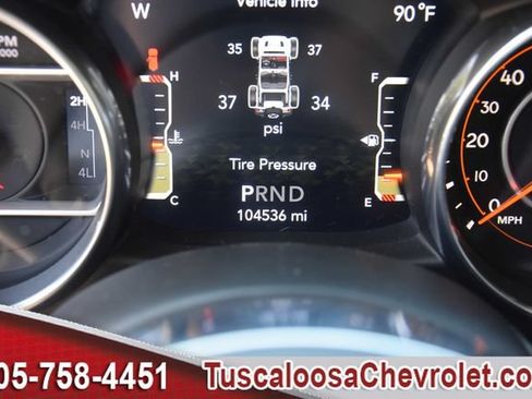 Used 2018 Jeep Wrangler Unlimited Sahara AWD/4WD image 32