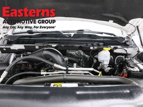 Used 2020 RAM 1500 Classic SLT image 7