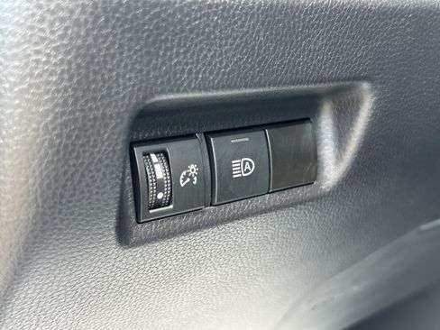 Certified 2025 Toyota RAV4 XLE FWD image 15