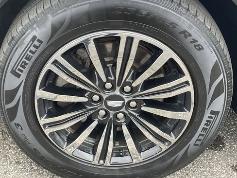 Used 2019 Cadillac XT5 Luxury image 38