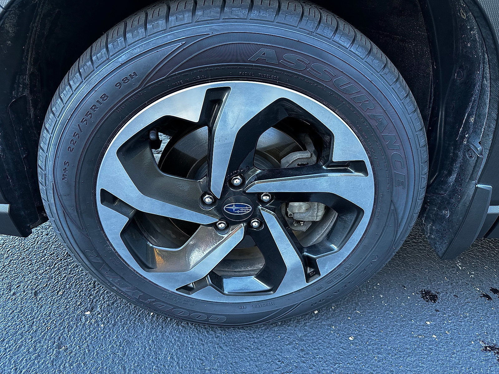 Certified 2023 Subaru Forester Touring AWD/4WD image 9