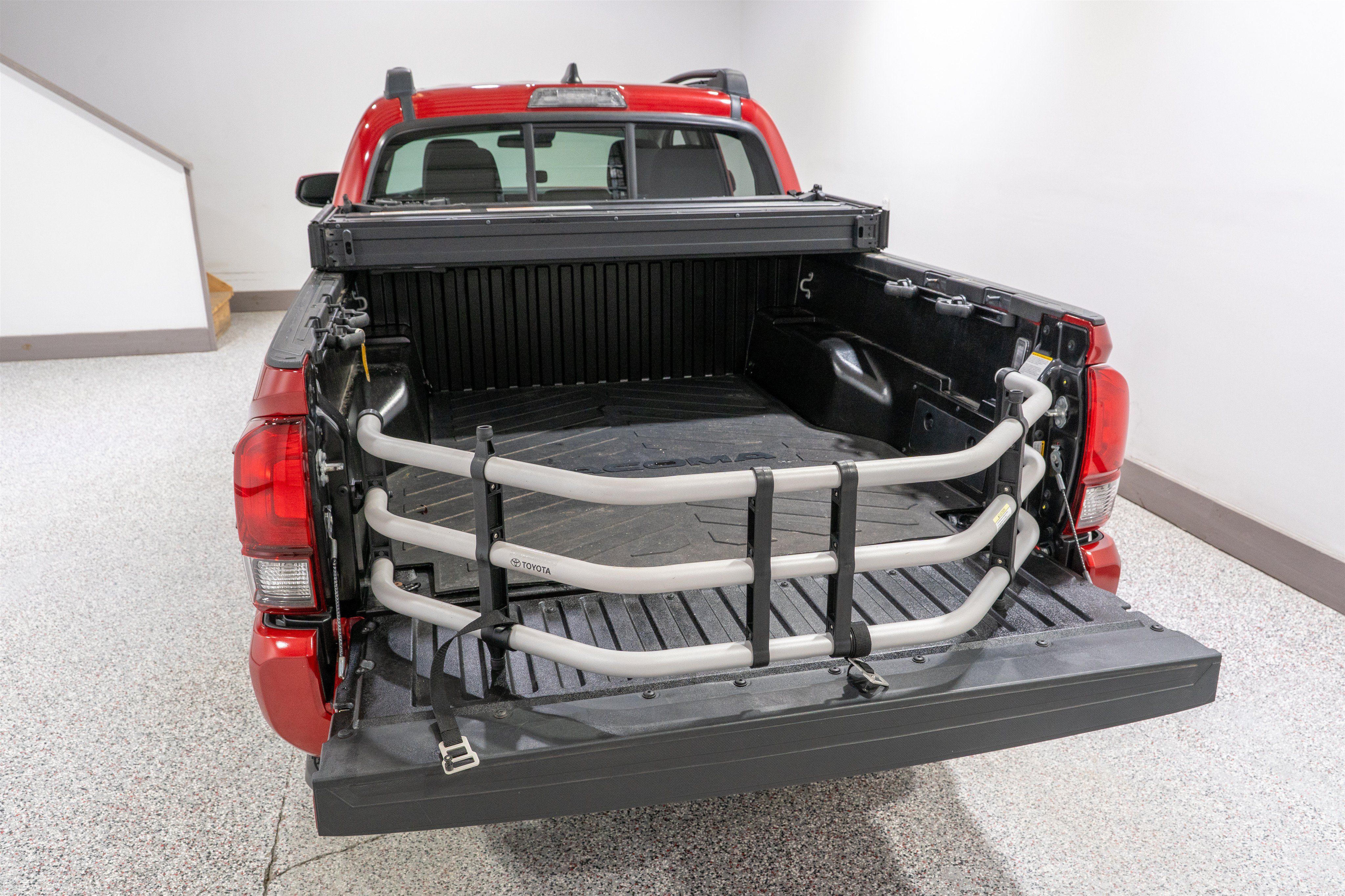 Used 2023 Toyota Tacoma SR AWD/4WD image 12