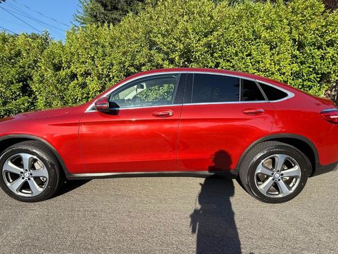 Used 2017 Mercedes-Benz GLC 300 4MATIC Coupe image 18