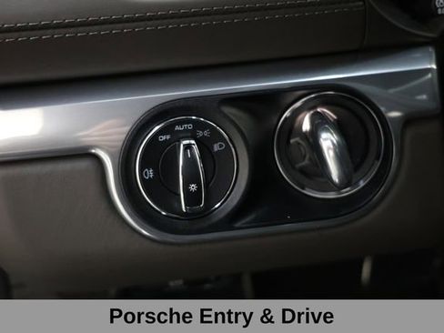 Used 2024 Porsche 718 Boxster S RWD image 24