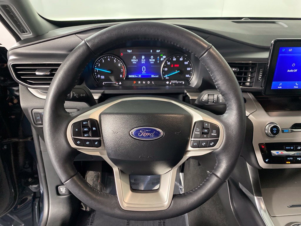 Used 2024 Ford Explorer XLT w/ Equipment Group 202A AWD/4WD image 16