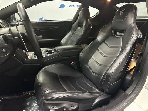Used 2014 Maserati GranTurismo MC RWD image 9