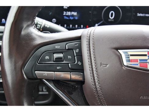 Used 2022 Cadillac Escalade Premium Luxury Platinum w/ Heavy-Duty Trailer Package image 16