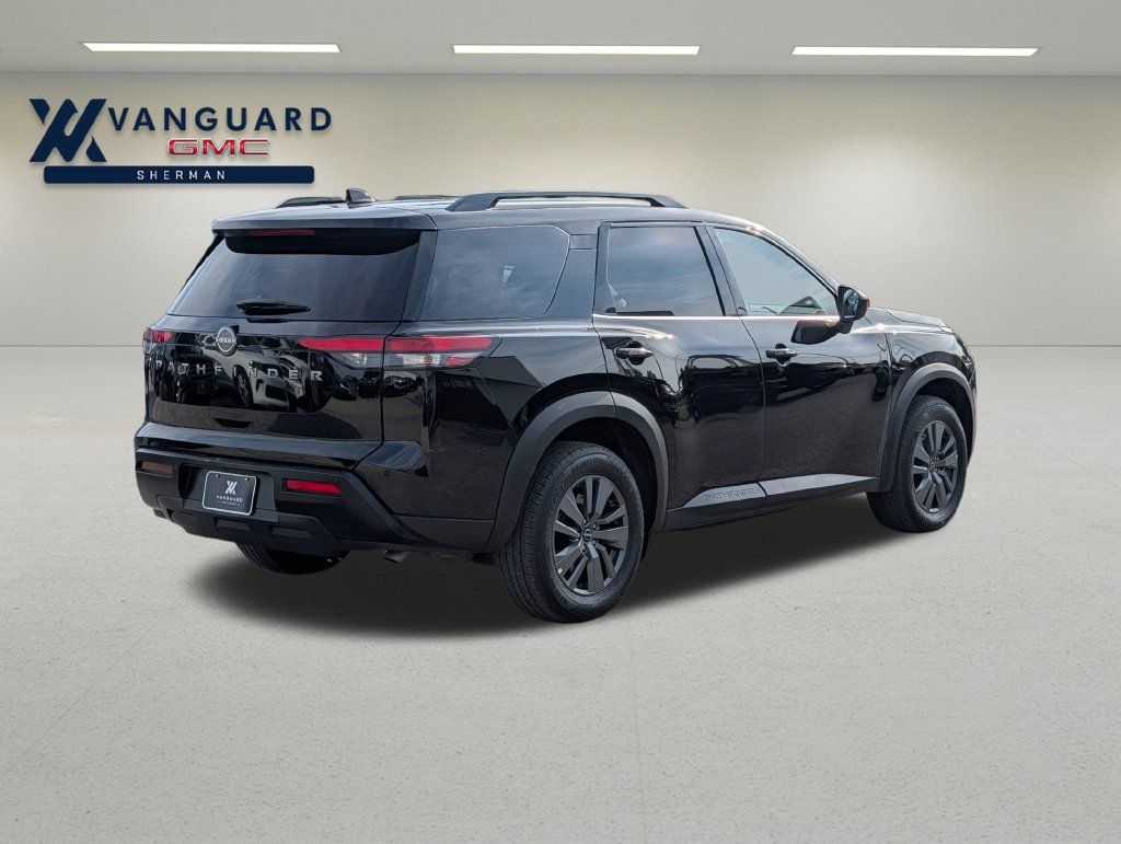 Used 2026 Nissan Pathfinder SV FWD image 6