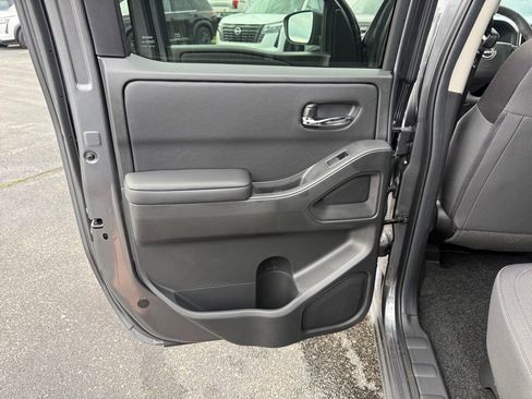 New 2026 Nissan Frontier SV AWD/4WD image 11