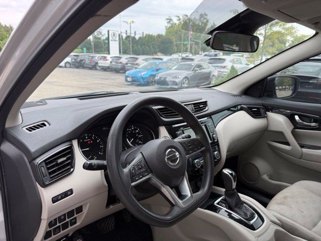Used 2019 Nissan Rogue Sport SV AWD/4WD image 14