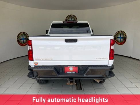 Used 2022 Chevrolet Silverado 2500 Custom w/ Custom Convenience Package AWD/4WD image 22