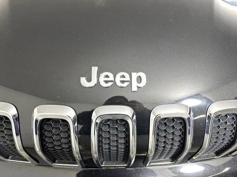 Used 2014 Jeep Cherokee Latitude image 9