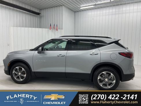 Used 2024 Chevrolet Blazer LT w/ Convenience Package image 5