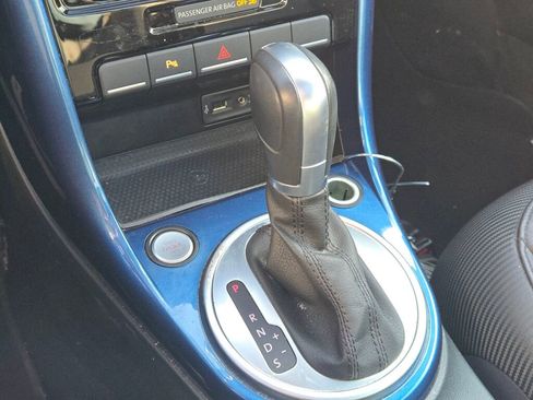 Used 2018 Volkswagen Beetle 2.0T SE image 18