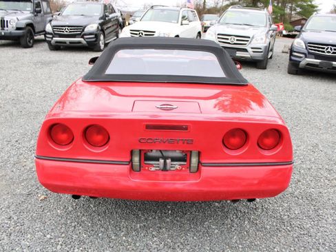 Used 1989 Chevrolet Corvette Convertible image 16