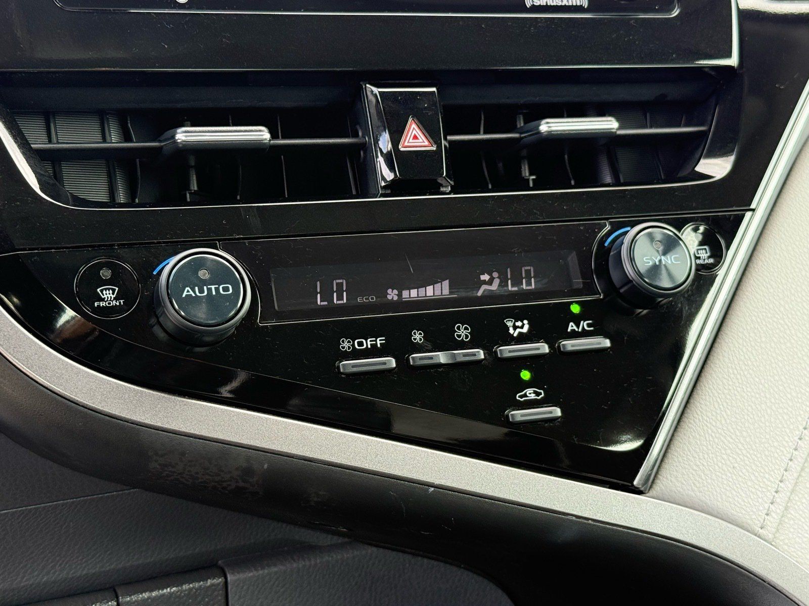 Used 2024 Toyota Camry LE FWD image 23