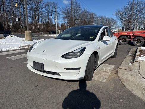 Used 2020 Tesla Model 3 image 3