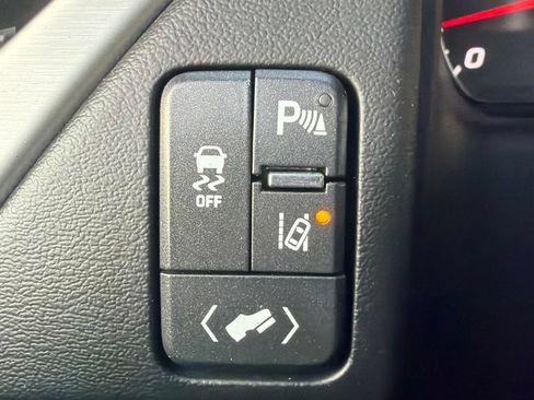 Used 2015 GMC Yukon XL SLE AWD/4WD image 13