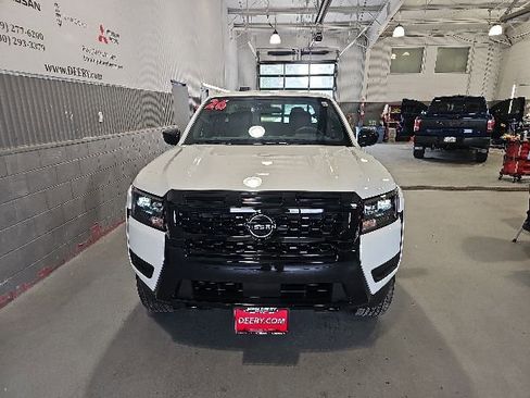 New 2026 Nissan Frontier SV AWD/4WD image 8