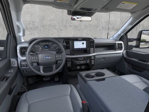 New 2026 Ford F250 XL w/ XL Chrome Package AWD/4WD image 9