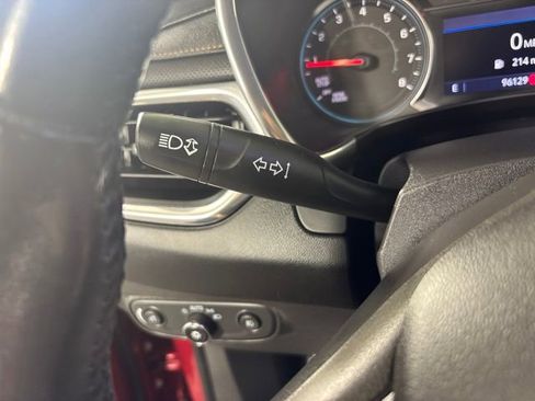 Used 2019 Chevrolet Equinox Premier AWD/4WD image 12