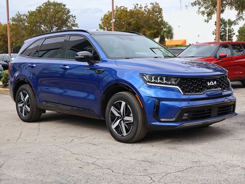 Used 2022 Kia Sorento EX w/ Panoramic Sunroof Package image 58