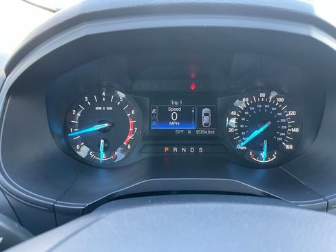 Used 2016 Ford Edge SE AWD/4WD image 9