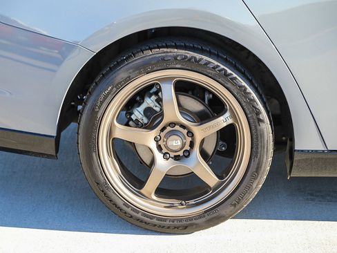 Used 2023 Honda Accord Touring image 11