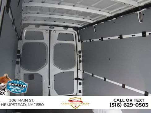 Used 2024 Mercedes-Benz eSprinter 170 Cargo image 29