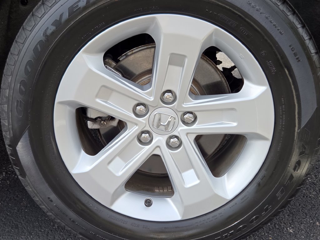 Certified 2024 Honda Pilot LX image 15