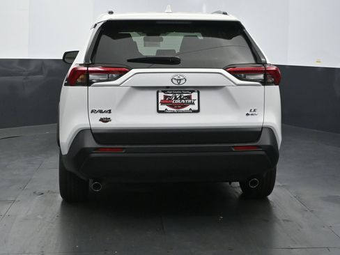 Used 2025 Toyota RAV4 LE image 5