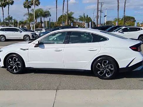 Used 2025 Hyundai Sonata SEL FWD image 5