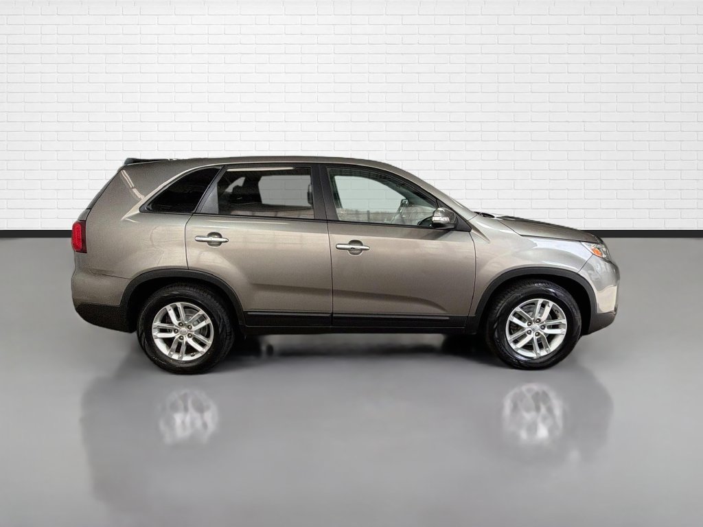 Used 2015 Kia Sorento LX FWD image 10