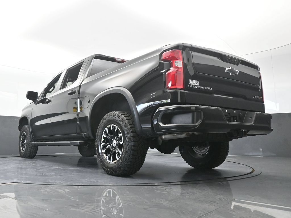 Used 2025 Chevrolet Silverado 1500 ZR2 w/ Technology Package AWD/4WD image 70