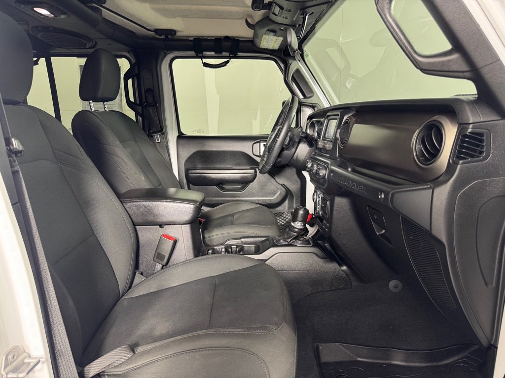 Used 2018 Jeep Wrangler Unlimited Sport S AWD/4WD image 25