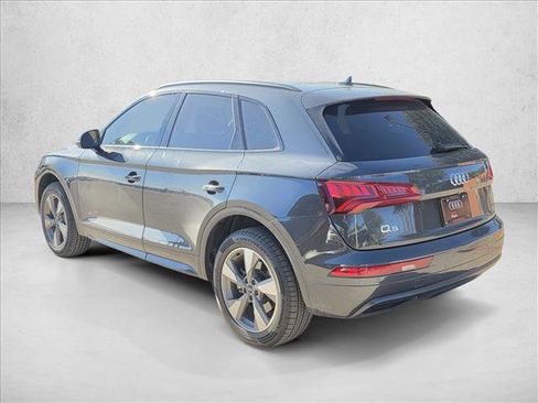 Used 2020 Audi Q5 2.0T Premium w/ Titanium Sport Package image 7