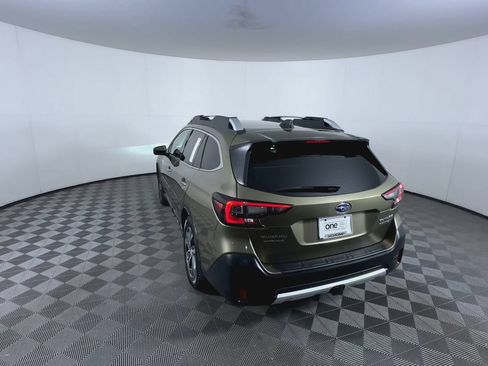 Used 2020 Subaru Outback Touring XT AWD/4WD image 7