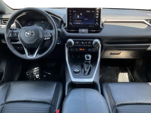 Used 2020 Toyota RAV4 XSE w/ XSE Grade Weather Package AWD/4WD image 10
