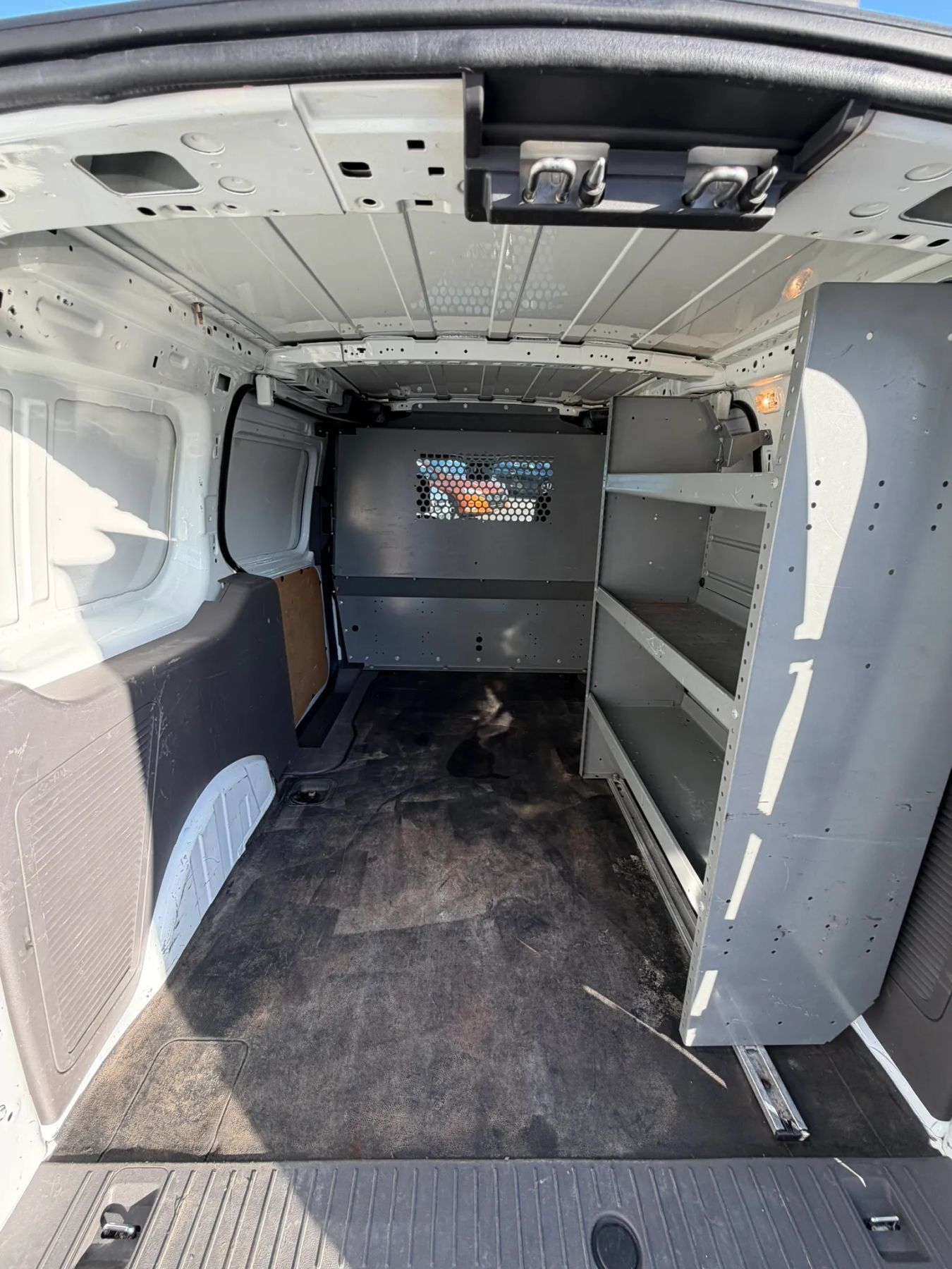 Used 2019 Ford Transit Connect XL FWD image 17